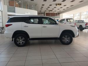 Toyota Fortuner 2.4GD-6 Raised Body automatic - Image 3