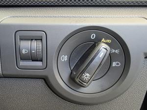 Volkswagen T-CROSS 1.0 TSI Life DSG - Image 11
