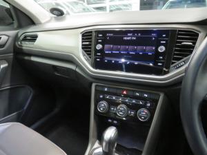 Volkswagen T-ROC 2.0 TSI Design 4MOT DSG - Image 10
