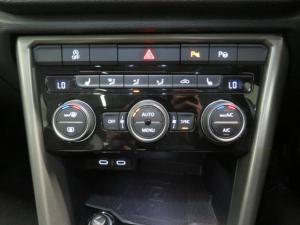 Volkswagen T-ROC 2.0 TSI Design 4MOT DSG - Image 12