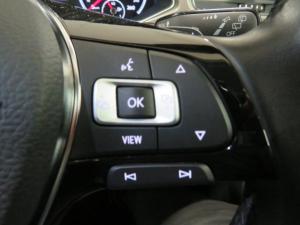 Volkswagen T-ROC 2.0 TSI Design 4MOT DSG - Image 18