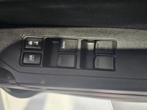Toyota Urban Cruiser 1.5 Xs automatic - Image 19