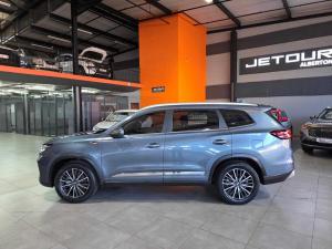 Chery Tiggo 8 PRO 1.6 Tdgi Distinction DCT - Image 5