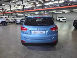Hyundai iX35 2.0 Premium - Image 8