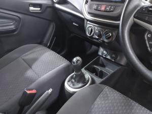 Toyota Vitz 1.0 XR manual - Image 10