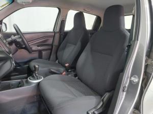 Toyota Vitz 1.0 XR manual - Image 15