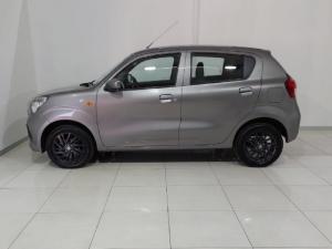 Toyota Vitz 1.0 XR manual - Image 2