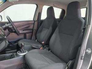 Toyota Vitz 1.0 XR manual - Image 7