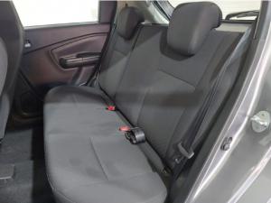 Toyota Vitz 1.0 XR manual - Image 8