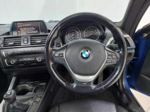 BMW 3 Series 320i - Image 12