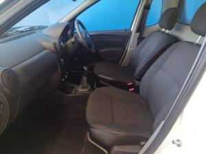 Nissan NP200 1.6i safety pack (aircon) - Image 11