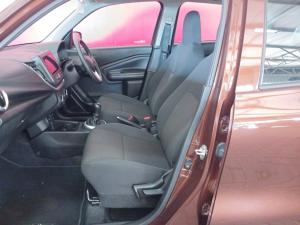 Toyota Vitz 1.0 XR manual - Image 9