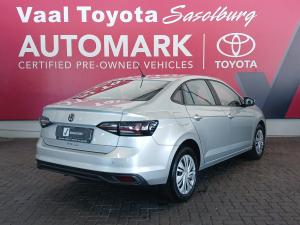 Volkswagen Polo sedan 1.6 manual - Image 4