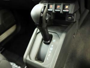 Suzuki Jimny 1.5 GLX AllGrip 5-door auto - Image 14