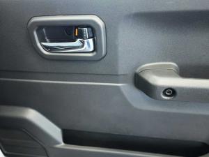 Suzuki Jimny 1.5 GLX AllGrip 5-door auto - Image 15
