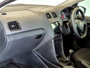 Volkswagen Polo Vivo hatch 1.4 - Image 14