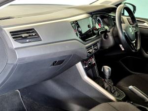 Volkswagen Polo hatch 1.0TSI Comfortline auto - Image 13
