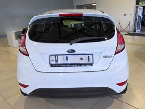 Ford Fiesta 5-door 1.4 Ambiente (aircon+audio) - Image 5