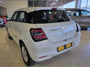Suzuki Swift 1.2 GL+ auto - Image 4