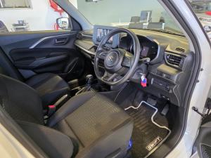 Suzuki Swift 1.2 GL+ auto - Image 8