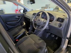 Volkswagen Polo Vivo hatch 1.4 Trendline - Image 10