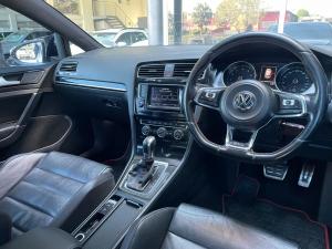 Volkswagen Golf GTI auto - Image 18