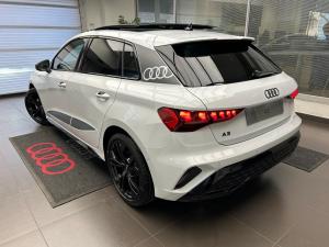 Audi A3 Sportback 35TFSI Black Edition - Image 4