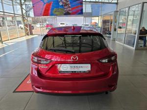 Mazda MAZDA3 1.6 Dynamic 5-Door - Image 4