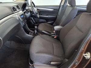 Suzuki Ciaz 1.5 GL manual - Image 9