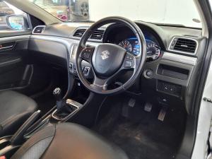 Suzuki Ciaz 1.5 GLX manual - Image 11