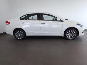 Suzuki Ciaz 1.5 GLX manual - Image 8