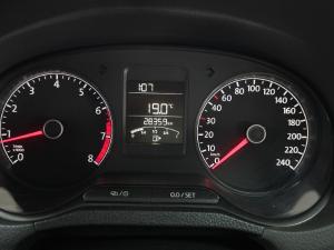 Volkswagen Polo Vivo hatch 1.4 Trendline - Image 9