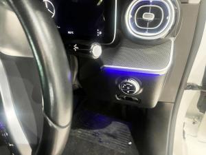 Mercedes-Benz C-Class C200 Avantgarde - Image 5
