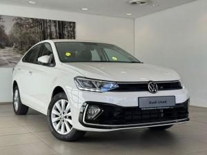 Volkswagen Polo sedan 1.6 Life manual - Image 2