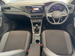 Volkswagen Polo hatch 1.0TSI Life manual - Image 6