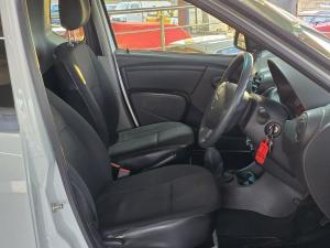 Nissan NP200 1.6 16v high - Image 10