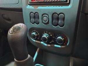 Nissan NP200 1.6 16v high - Image 11