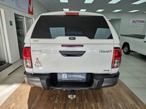 Toyota Hilux 2.8GD-6 double cab 4x4 Raider auto - Image 5