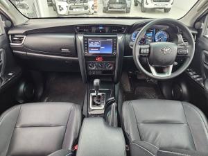 Toyota Fortuner 2.4GD-6 auto - Image 6