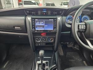 Toyota Fortuner 2.4GD-6 auto - Image 12