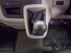 Toyota Quantum 2.8 SLWB panel van - Image 9