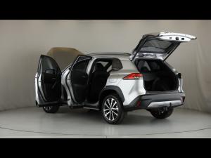 Toyota Corolla Cross 1.8 XR - Image 10