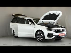 Volkswagen Touareg V6 TDI Executive R-Line - Image 14