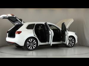 Volkswagen Touareg V6 TDI Executive R-Line - Image 16