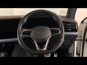 Volkswagen Touareg V6 TDI Executive R-Line - Image 26