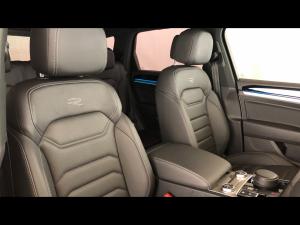 Volkswagen Touareg V6 TDI Executive R-Line - Image 31