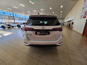 Toyota Fortuner 2.8GD-6 48V VX - Image 5