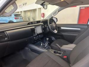 Toyota Hilux 2.4GD-6 single cab Raider manual - Image 7