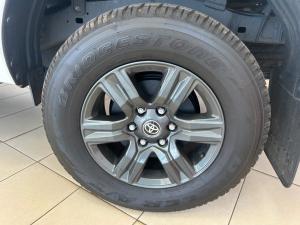 Toyota Hilux 2.4GD-6 single cab Raider manual - Image 19