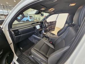 Toyota Hilux 2.8GD-6 Xtra cab Legend manual - Image 7